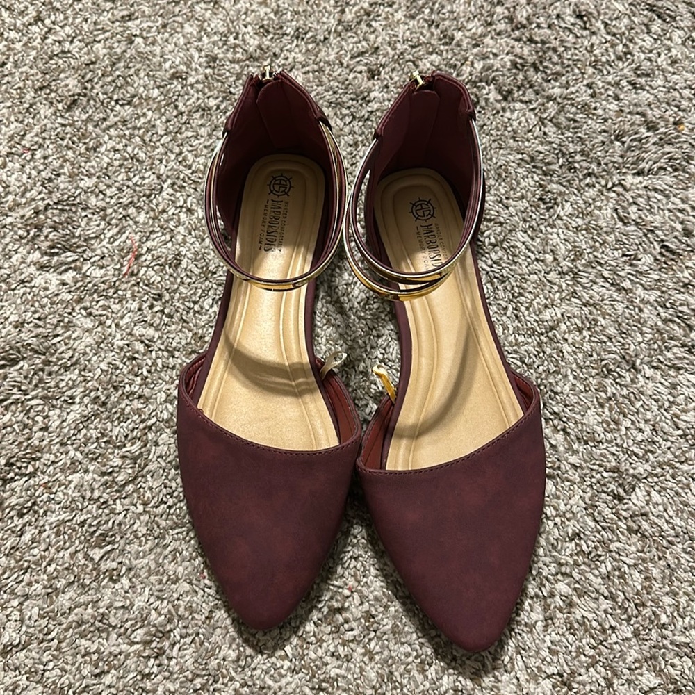Dress flats new without tags